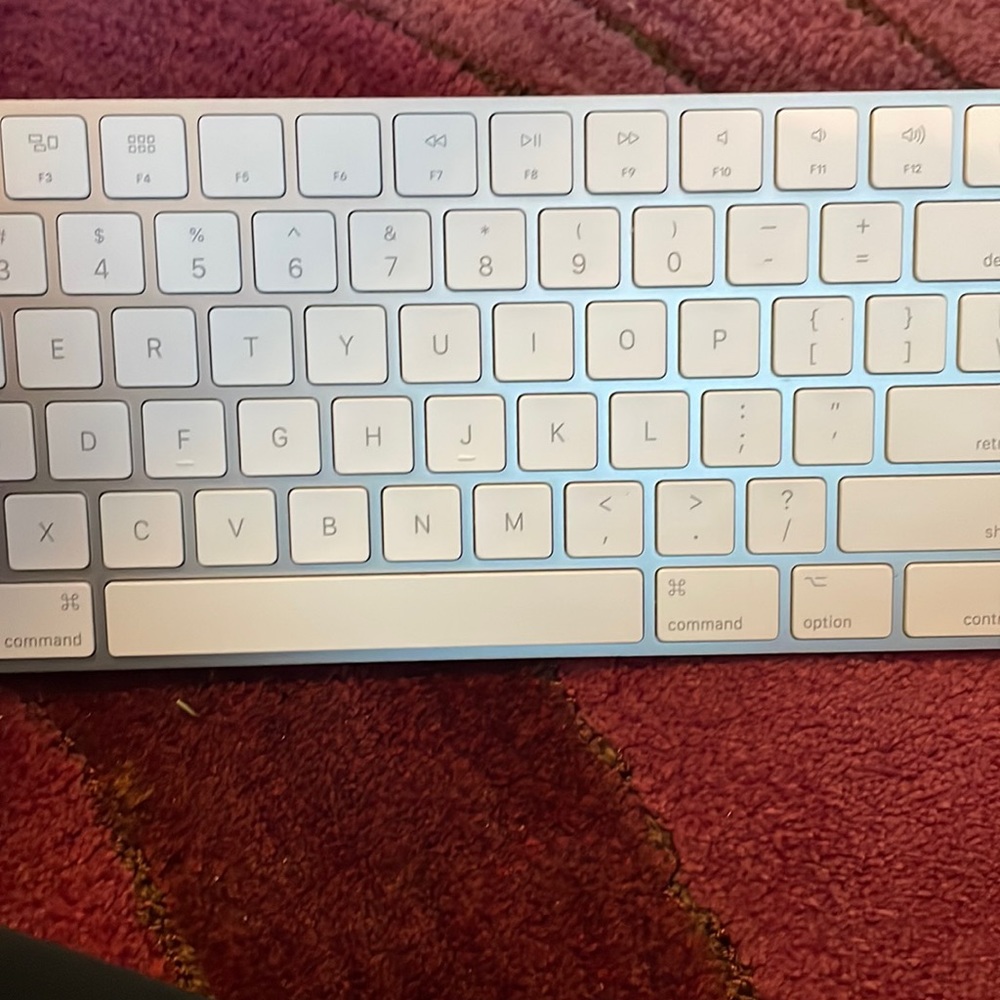Apple keyboard